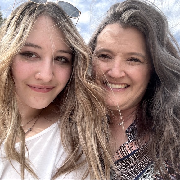 Meet your Posher, Shara - Picture 1 of 1